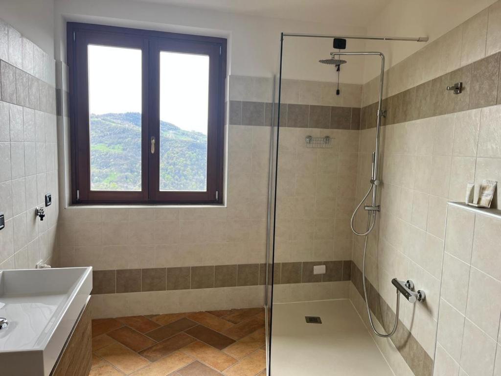 Casa Con Vista Leilighet Costa di Serina Eksteriør bilde